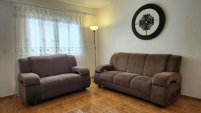 Casa aconchego, espaçosa e bem localizada